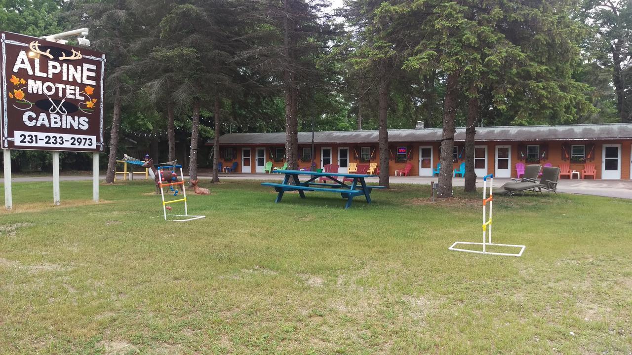 Alpine Motel Branch 외부 사진
